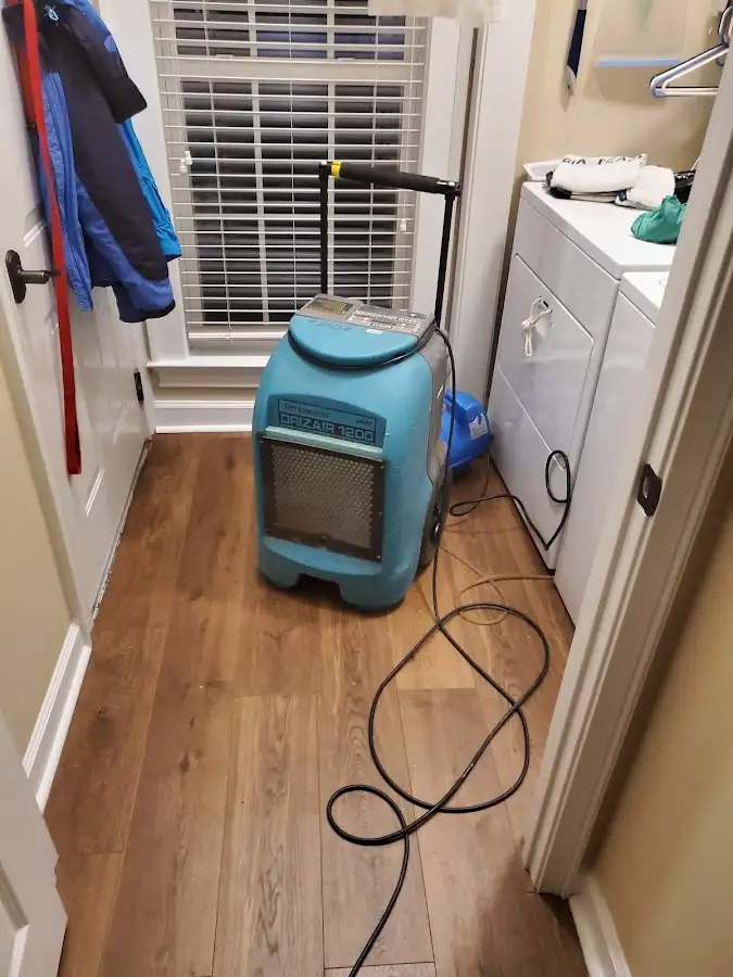 Commercial dehumidifier deployed for Flood Damage Cleanup in Dunwoody